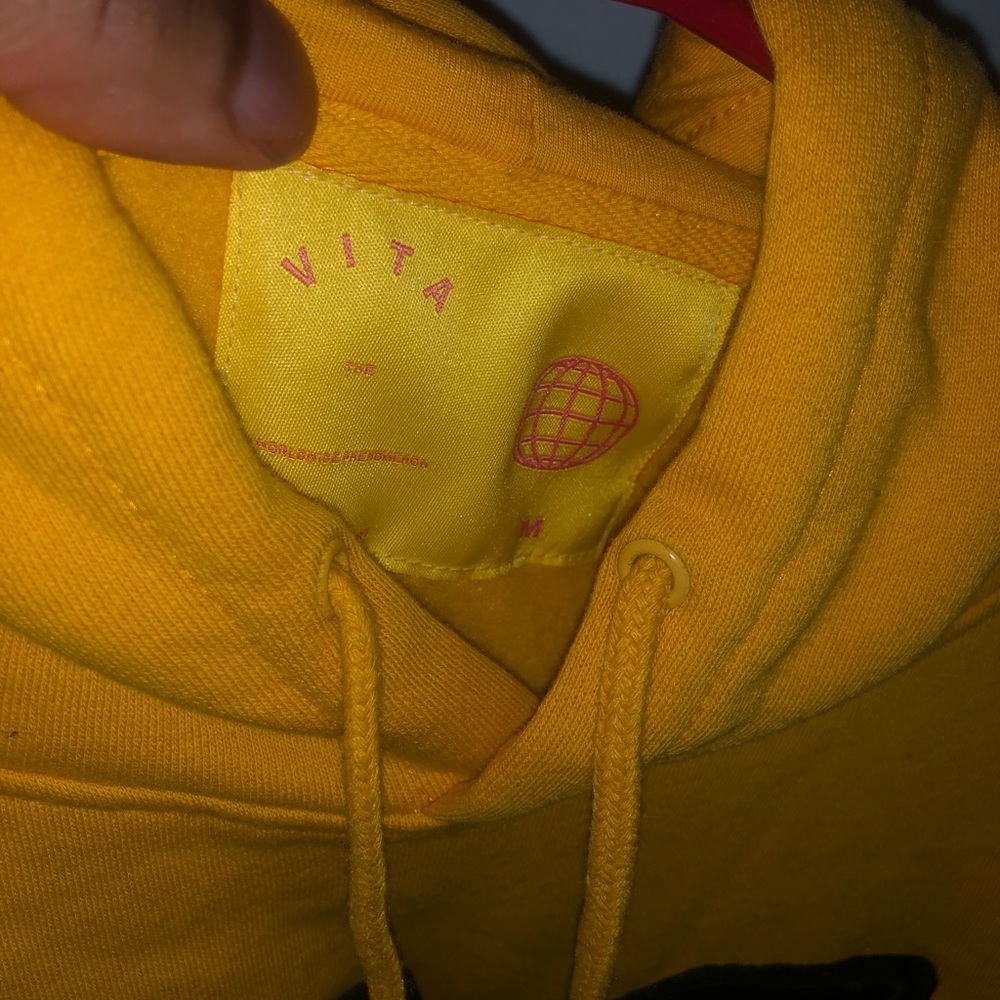 Vita worldwide gold hoodie - Picture 3 of 4